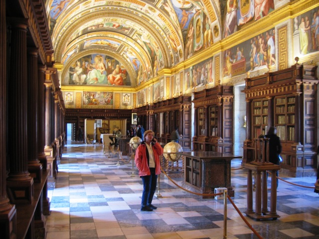 Bibliothek-Wunder _895