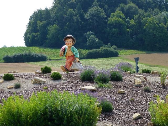 Hummel - Kreisverkehr