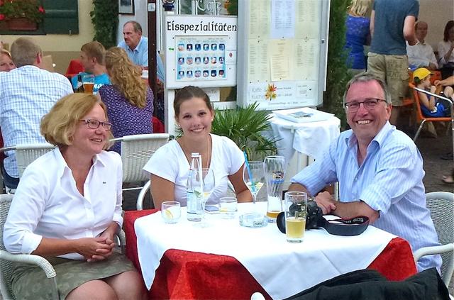 Maria, Johanna und Alfred _P1010430