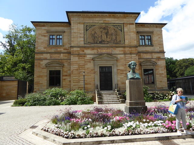 Haus Wahnfried _ P1050199