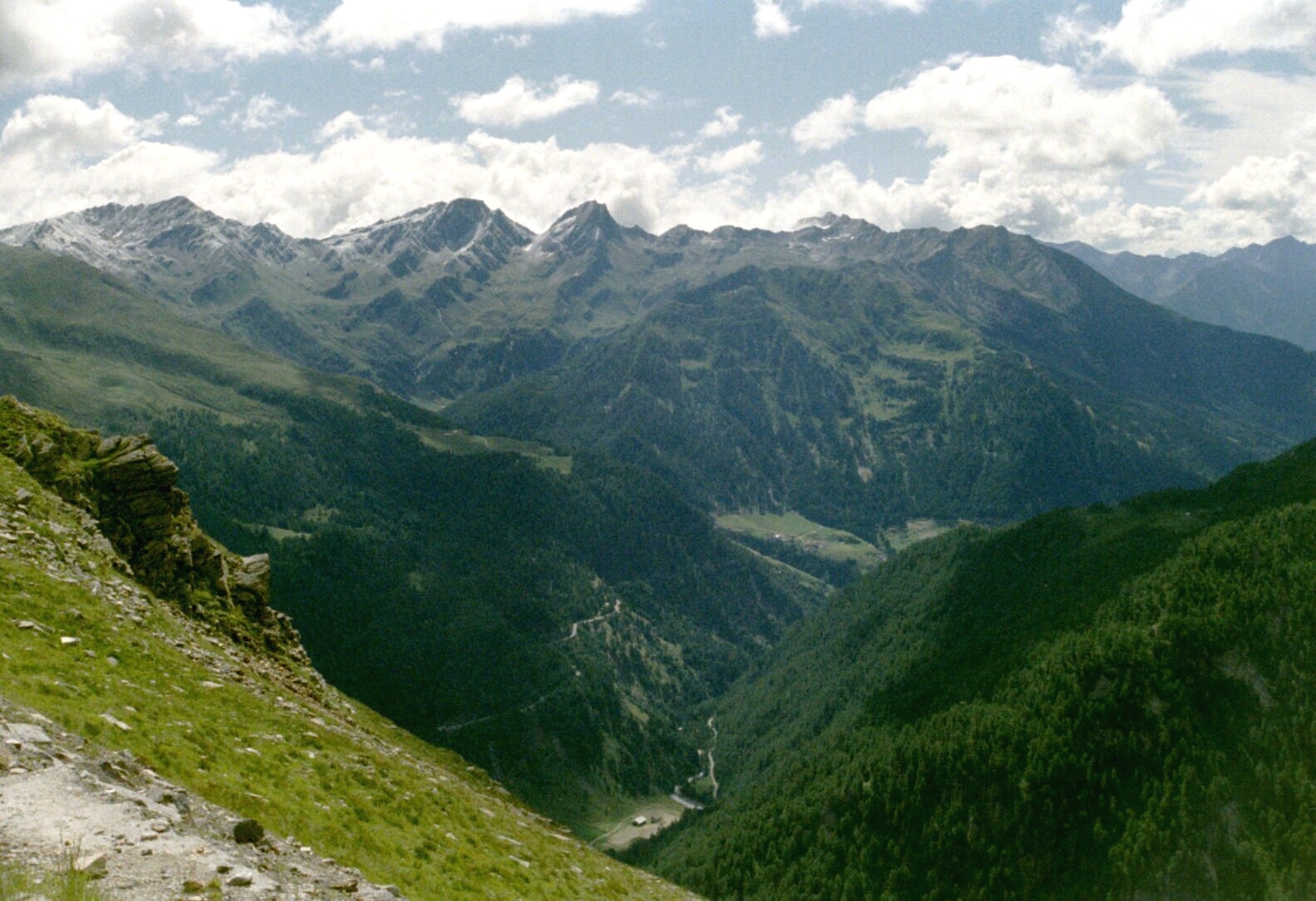 ...der Blick hinab ins Passeier  _pix0501